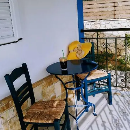 Julia Villa *